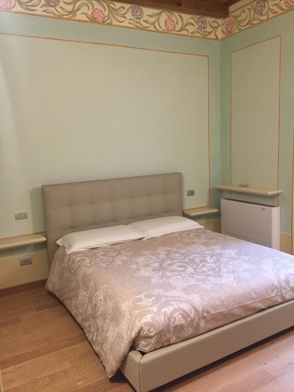 Palazzo Carasi Apartments Cremona Zewnętrze zdjęcie